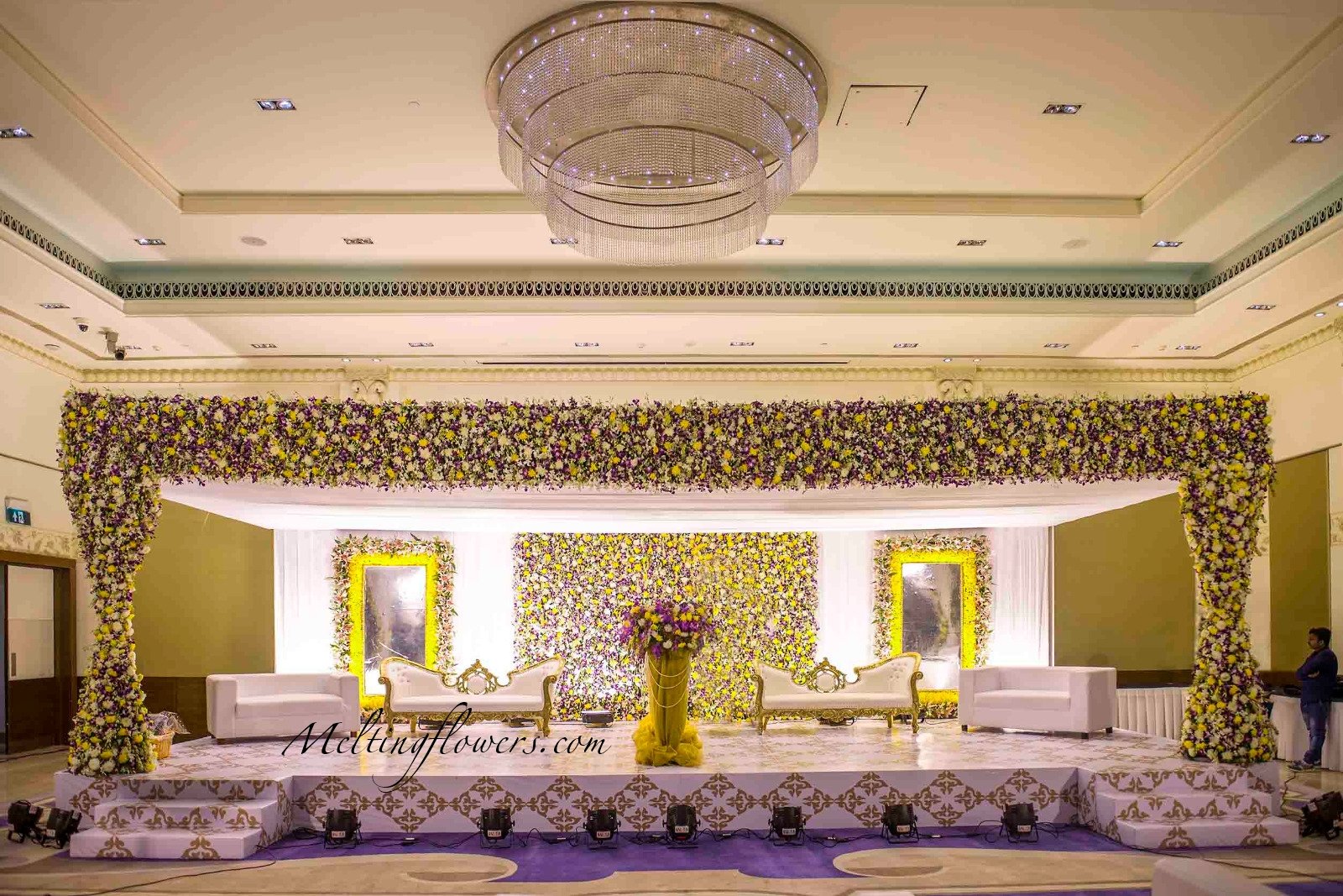 Try Out These New Trends Of Wedding Decorations In Bangalore