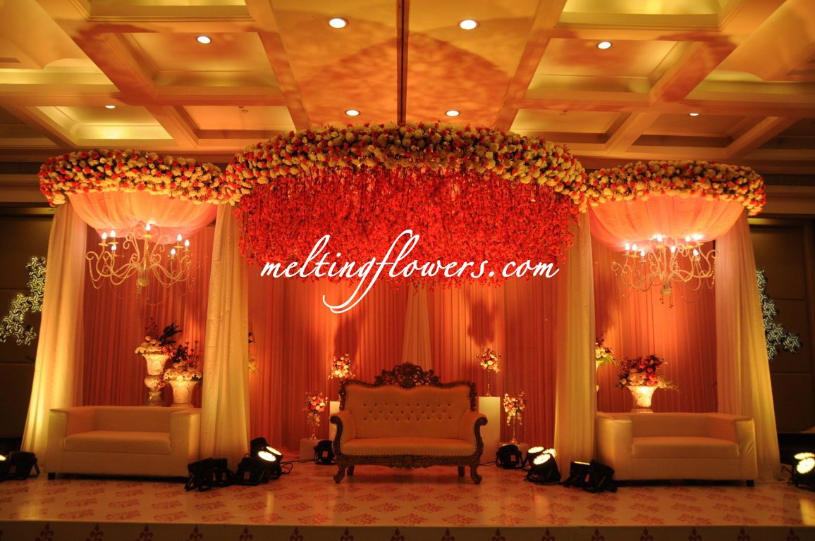 Latest Trends For Wedding Stage Decoration In Bangalore