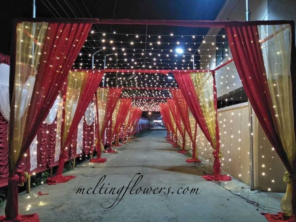 Wedding Entrances That Are A Visual Treat