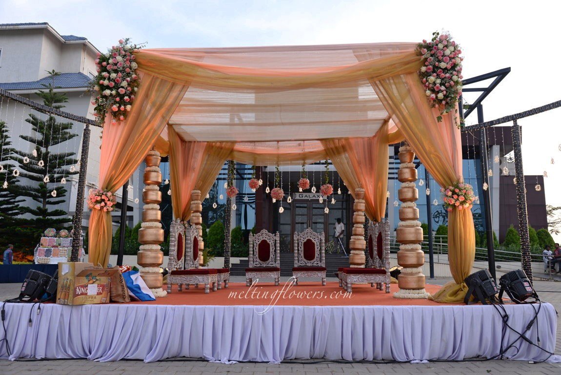 Enchanting Outdoor Mandap Decorations