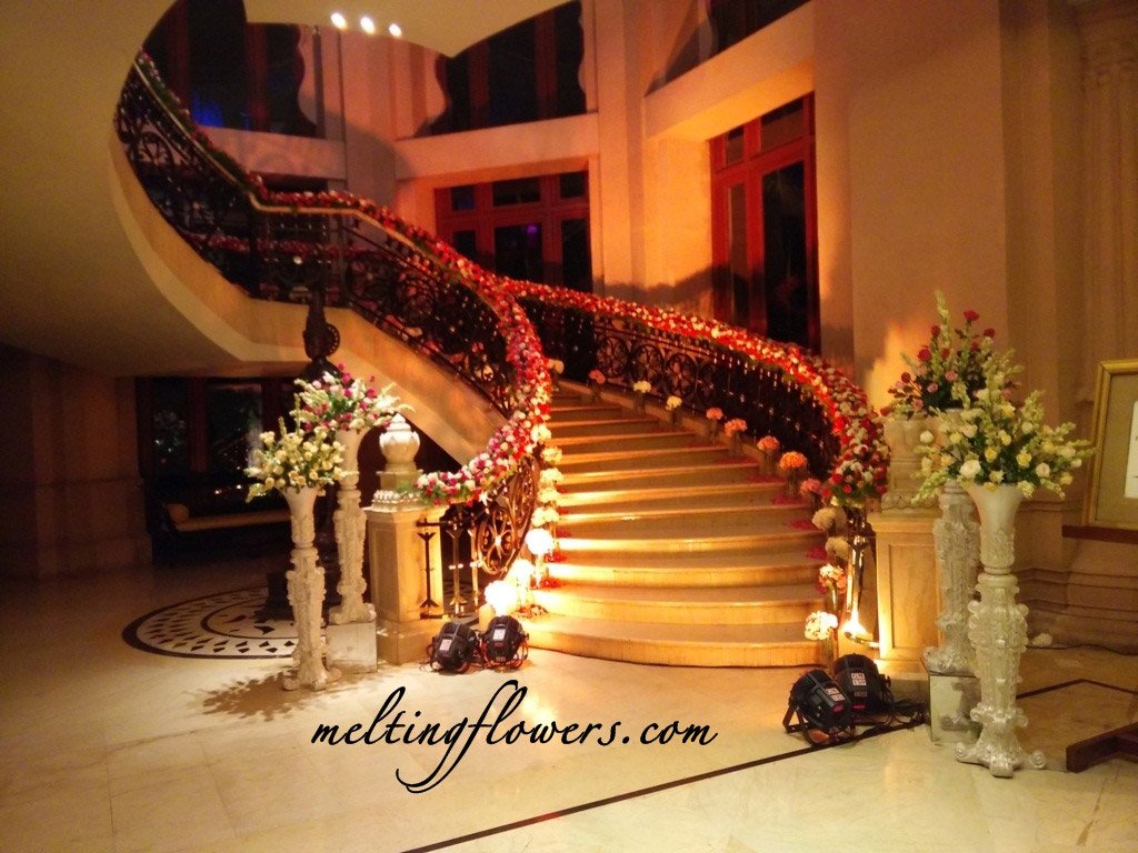 leela-palace-stairs-2b