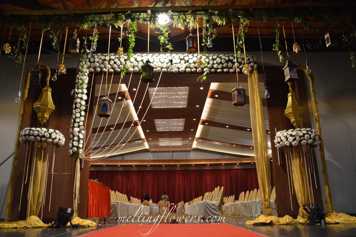royal-orchid-entrance-decor-2b