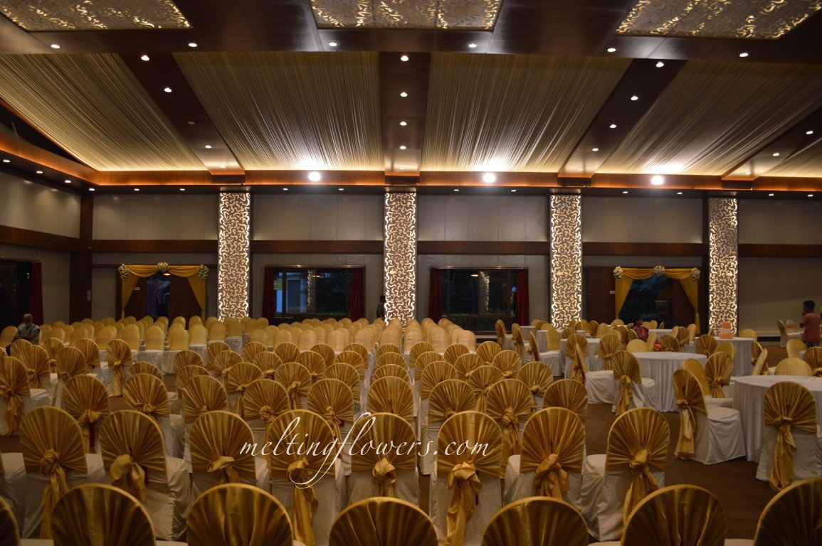 royal-orchid-hall-decor-1b