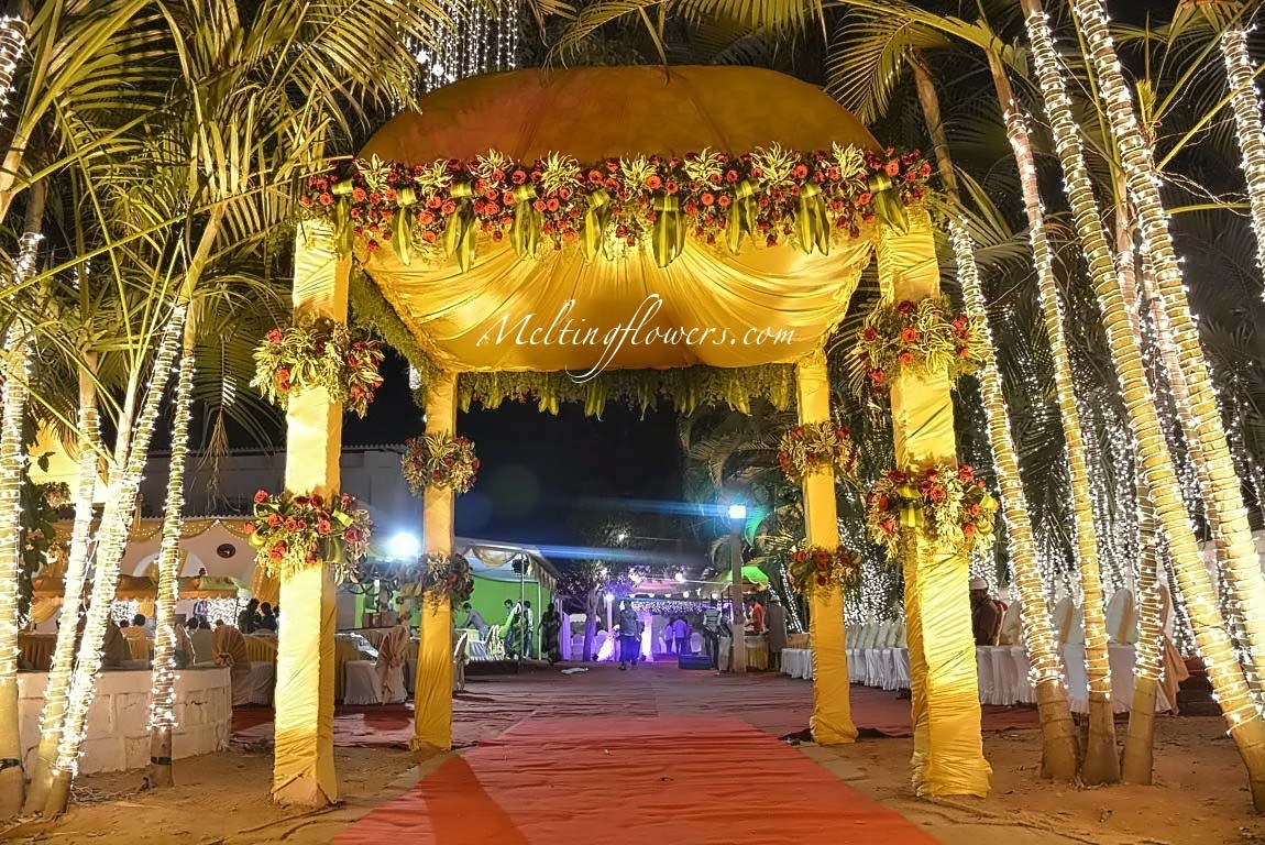 wedding-decoration-entrance-big-2
