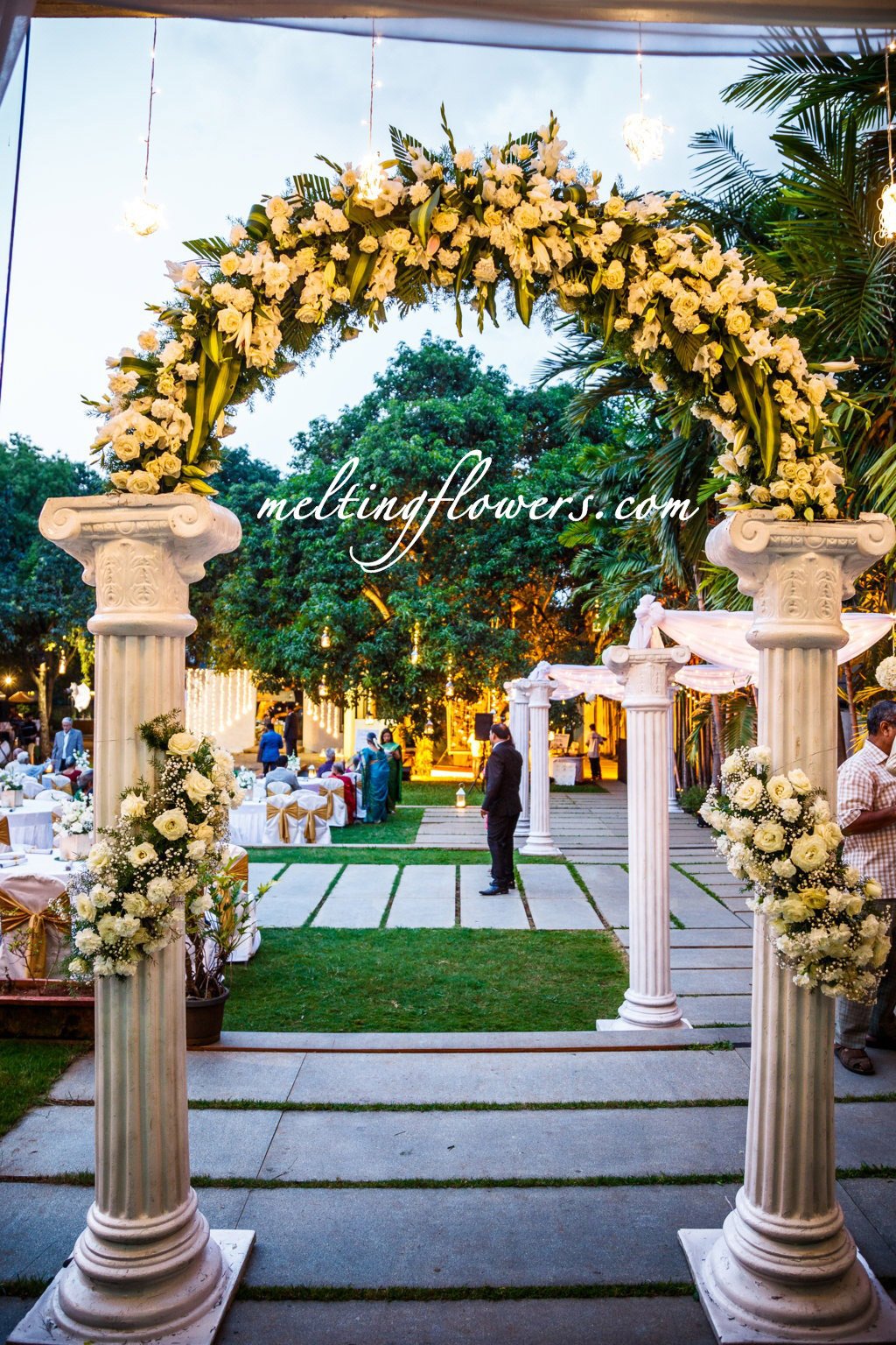 woodrose-club-entrance-2b (1)
